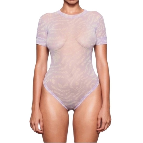 SKIMS Tops - Skims NWT Lilac Swirl Summer Mesh T-shirt Bodysuit 4X